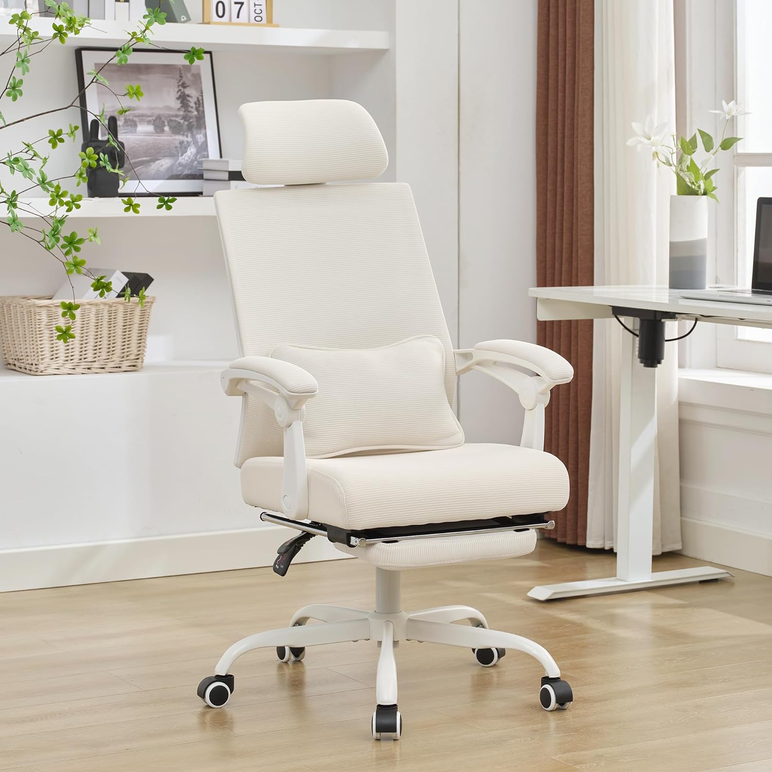 Office Chair with Footrest